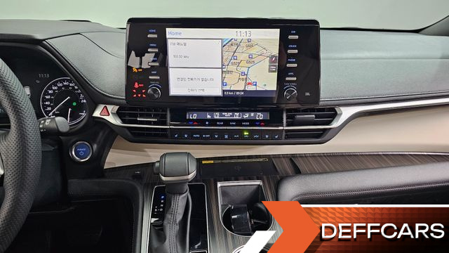 Toyota SIENNA 2.5 Hybrid 2WD купить на сайте DeffCars