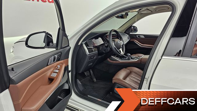 BMW X7 xDrive 40i Design Pure Excellence 7-Seater купить на сайте DeffCars