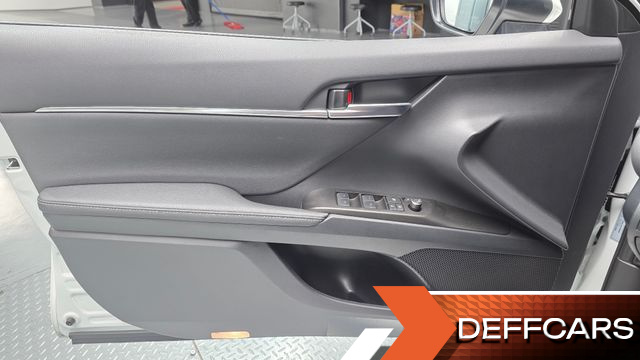 Toyota CAMRY 2.5 XSE Hybrid купить на сайте DeffCars