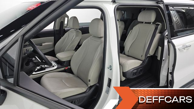 Kia CARNIVAL 7-Seater Signature купить на сайте DeffCars
