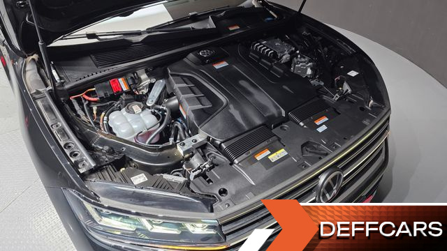 Volkswagen TOUAREG 3.0 TDI Prestige купить на сайте DeffCars