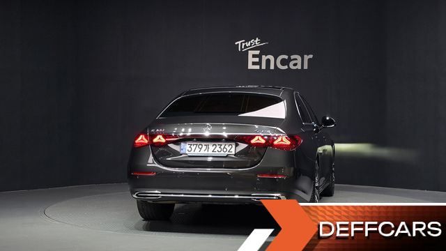 Mercedes E-CLASS E300 4MATIC Exclusive купить на сайте DeffCars