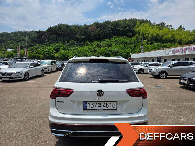 Volkswagen TIGUAN 2.0 TSI R-Line купить на сайте DeffCars