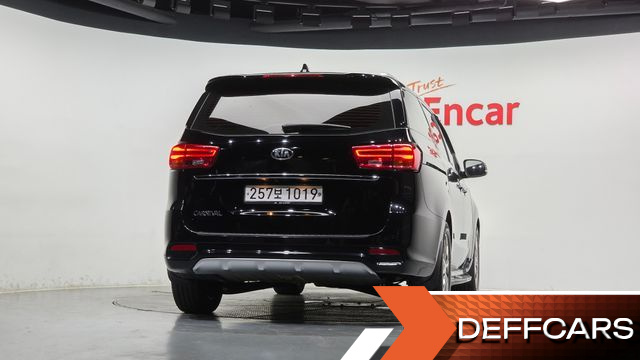 Kia CARNIVAL Gasoline 9-Seater Noblesse Special купить на сайте DeffCars
