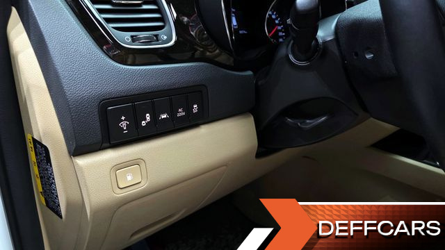 Kia CARNIVAL 9-Seater Noblesse Special купить на сайте DeffCars