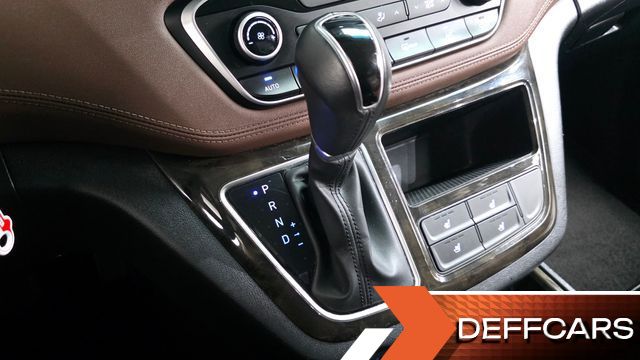 Hyundai STAREX Urban 9-Seater Exclusive купить на сайте DeffCars