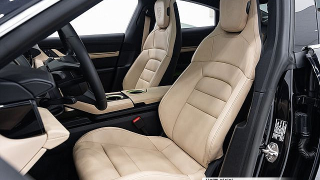 Porsche TAYCAN Base купить на сайте DeffCars