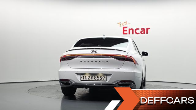 Hyundai GRANDEUR 3.3 Le Blanc купить на сайте DeffCars