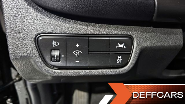Kia SELTOS Gasoline 1.6 Turbo 2WD Signature купить на сайте DeffCars