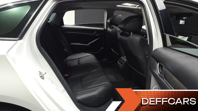 Honda ACCORD 2.0 Hybrid Touring купить на сайте DeffCars