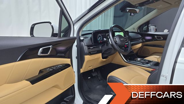 Kia CARNIVAL Diesel 7-Seater Signature купить на сайте DeffCars