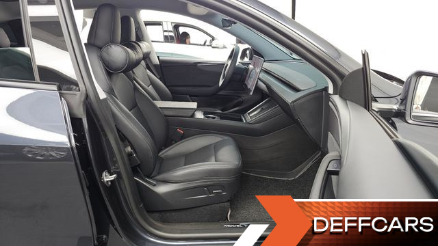 Tesla MODEL Y Long Range AWD купить на сайте DeffCars