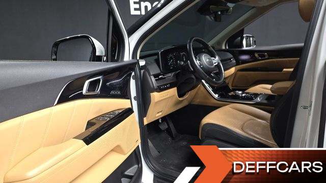 Kia CARNIVAL 9-Seater Signature купить на сайте DeffCars