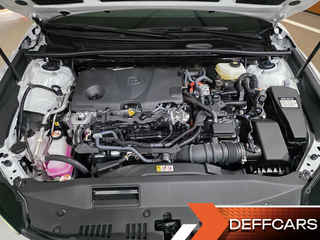 Toyota CAMRY 2.5 XLE Hybrid купить на сайте DeffCars