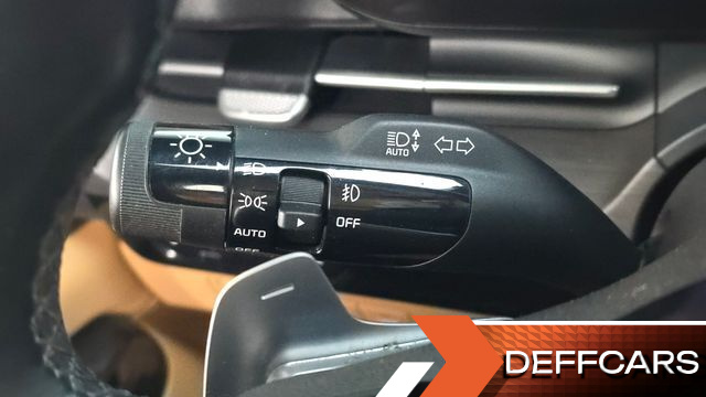 Kia CARNIVAL 7-Seater Signature купить на сайте DeffCars