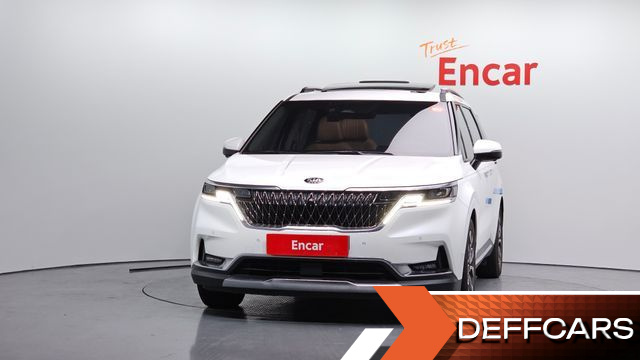 Kia CARNIVAL Gasoline 7-Seater Signature купить на сайте DeffCars