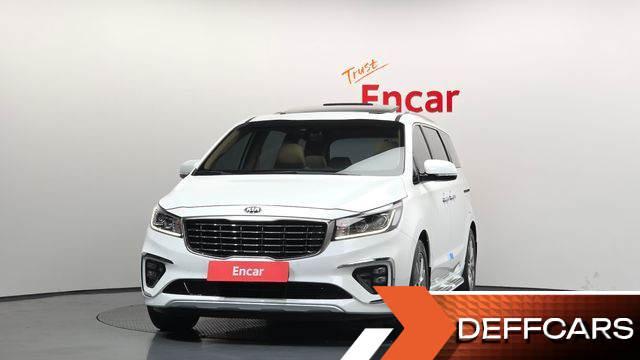 Kia CARNIVAL 9-Seater Prstige купить на сайте DeffCars