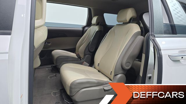 Kia CARNIVAL 9-Seater Prestige купить на сайте DeffCars