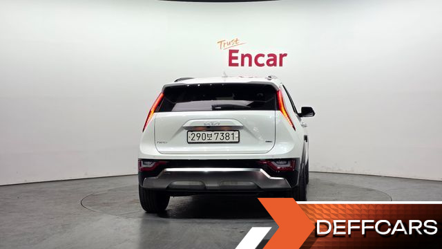 Kia NIRO Signature купить на сайте DeffCars