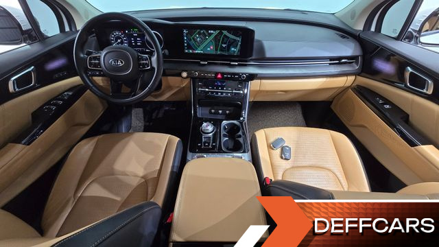 Kia CARNIVAL 9-Seater Signature купить на сайте DeffCars