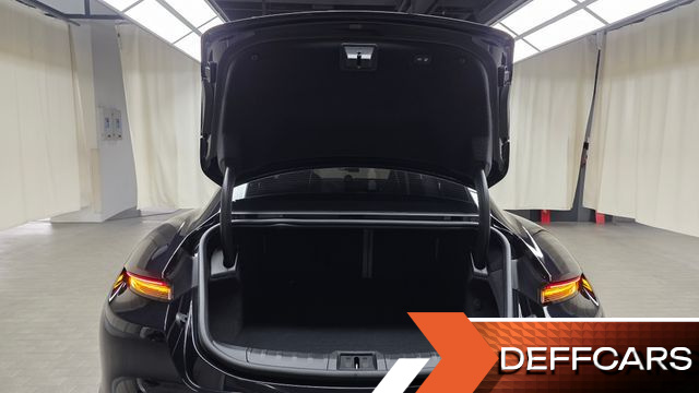 Porsche TAYCAN Base купить на сайте DeffCars