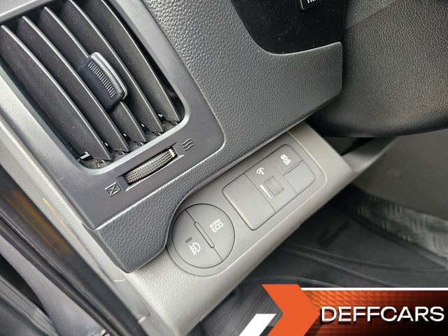 Hyundai STAREX Van 3-Seater Smart купить на сайте DeffCars