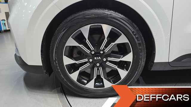Kia CARNIVAL 9-Seater Prestige купить на сайте DeffCars