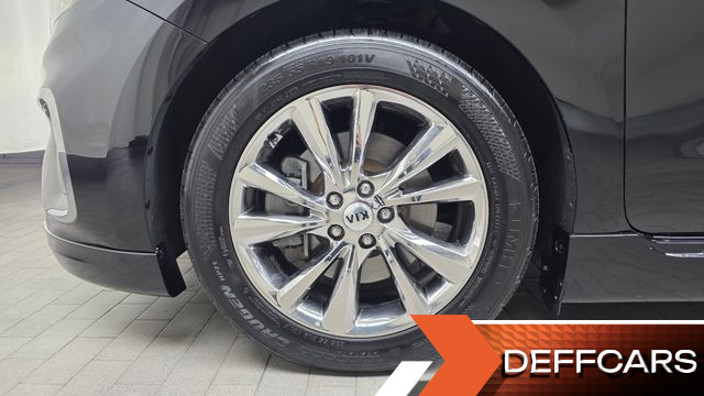 Kia CARNIVAL 9-Seater Hi-Limousine Prestige Hiroof купить на сайте DeffCars