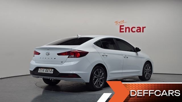Hyundai AVANTE 1.6 Smart Choice купить на сайте DeffCars