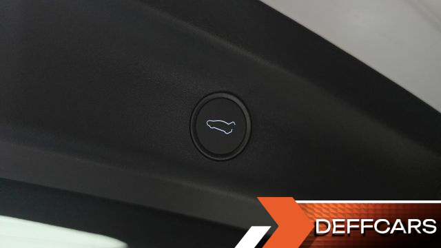 Tesla MODEL Y RWD купить на сайте DeffCars