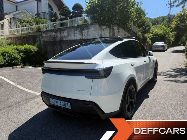 Tesla MODEL Y Long Range AWD купить на сайте DeffCars