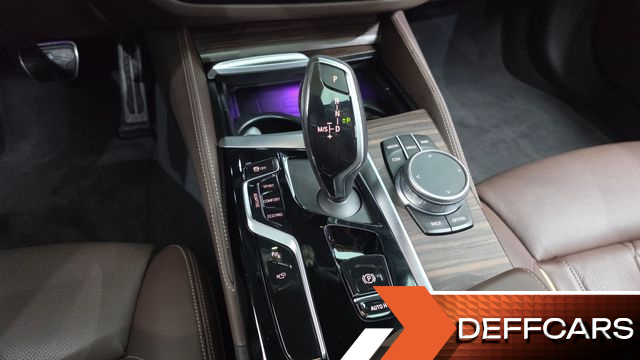BMW 5-SERIES M550i xDrive купить на сайте DeffCars