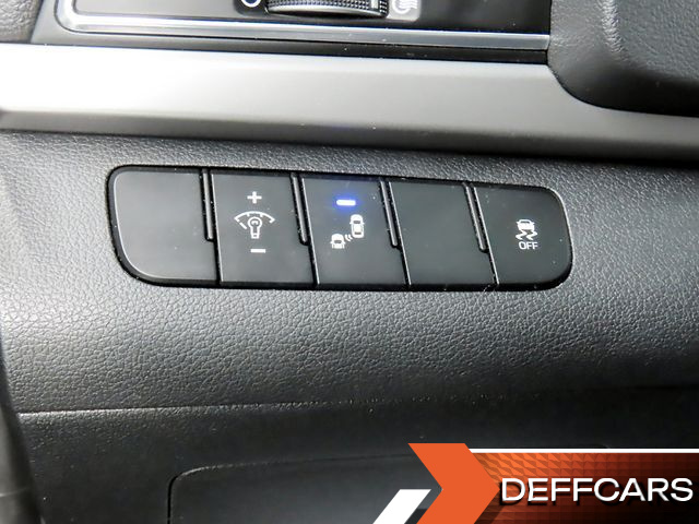 Hyundai AVANTE 1.6 GDI Value Plus купить на сайте DeffCars