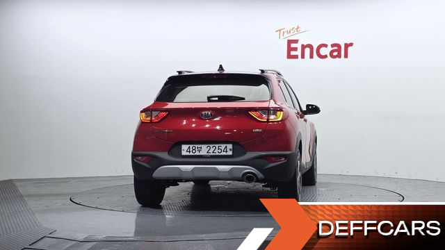 Kia STONIC 1.0 Turbo Prestige купить на сайте DeffCars