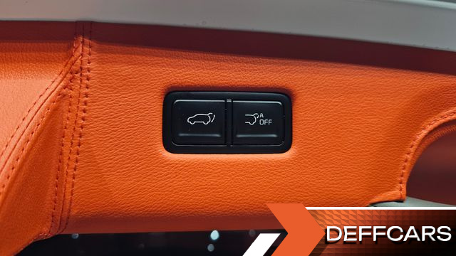 Kia CARNIVAL HEV 9-Seater Hi-Limousine (Special vehicle) купить на сайте DeffCars