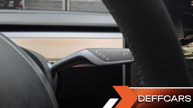 Tesla MODEL 3 Long Range AWD купить на сайте DeffCars