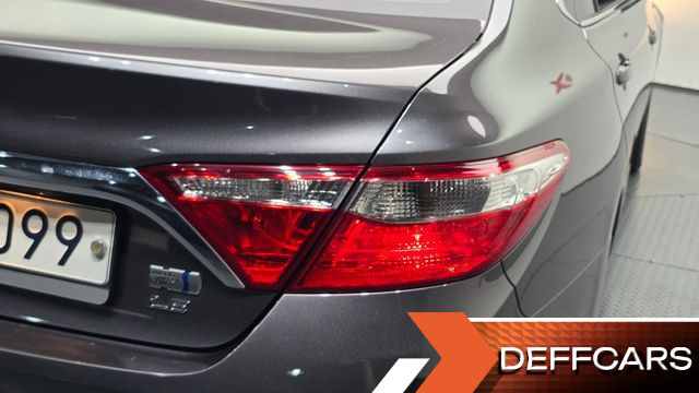 Toyota CAMRY Hybrid LE купить на сайте DeffCars