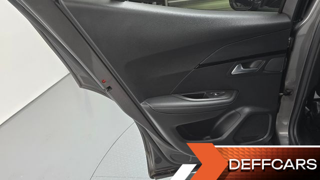 Peugeot 2008 1.5 BlueHDi Allure купить на сайте DeffCars