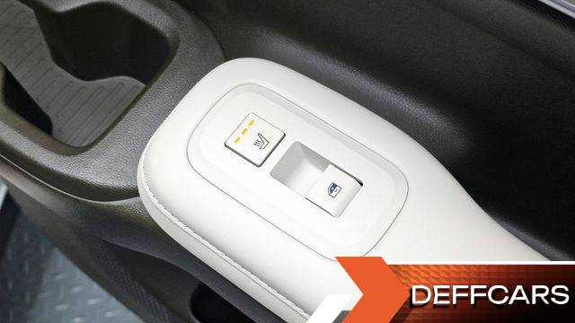 Hyundai SANTAFE Gasoline 2.5T 4WD Calligraphy купить на сайте DeffCars