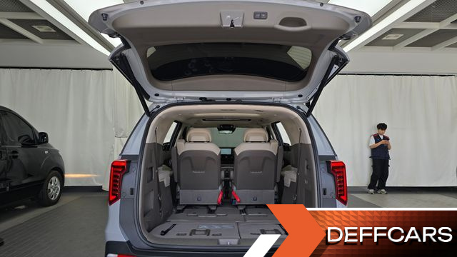Kia CARNIVAL 7-Seater Gravity купить на сайте DeffCars