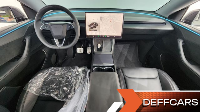 Tesla MODEL Y Long Range AWD купить на сайте DeffCars