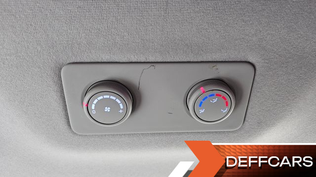 Hyundai STAREX 4WD Wagon 12-Seater Modern купить на сайте DeffCars