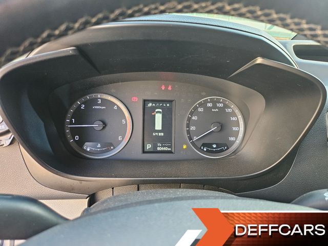 Hyundai SOLATI 15-seater Luxury купить на сайте DeffCars
