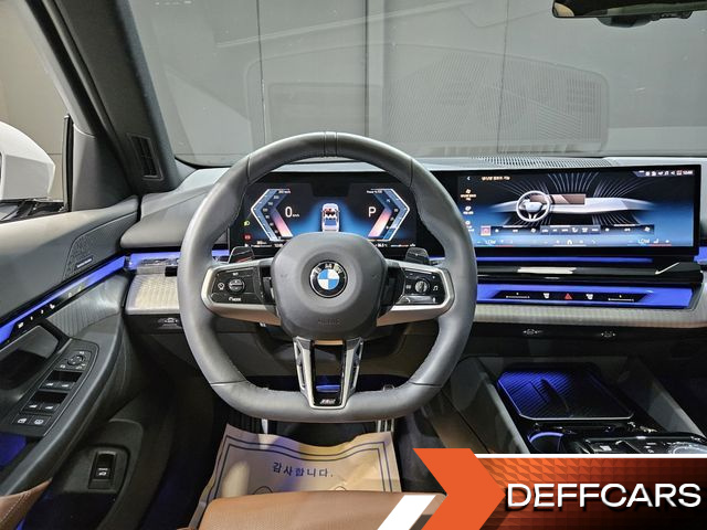 BMW 5-SERIES 530i xDrive M Sport купить на сайте DeffCars