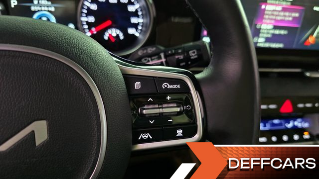 Kia CARNIVAL 11-Seater Prestige купить на сайте DeffCars
