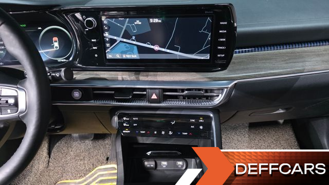 Kia K5 2.0 LPI Signature купить на сайте DeffCars