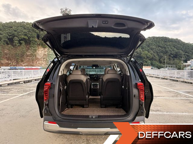 Kia CARNIVAL HEV 9seater Signature купить на сайте DeffCars