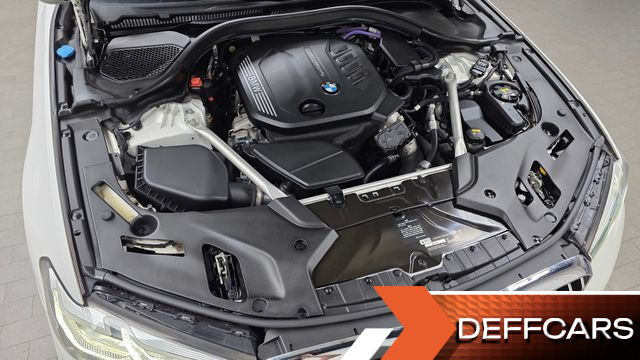 BMW 5-SERIES 523d xDrive Luxury купить на сайте DeffCars