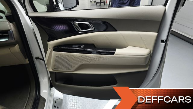 Kia CARNIVAL Gasoline 9-Seater Hi-Limousine Signature купить на сайте DeffCars