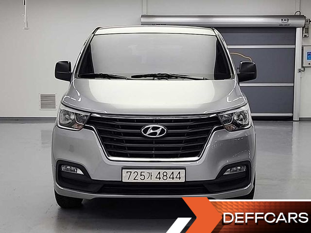 Hyundai STAREX Wagon 11-Seater Smart купить на сайте DeffCars